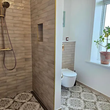 Fan072-fano-kystvejen-13-1-sal